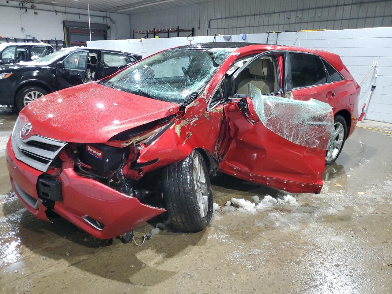 TOYOTA VENZA LE 2015