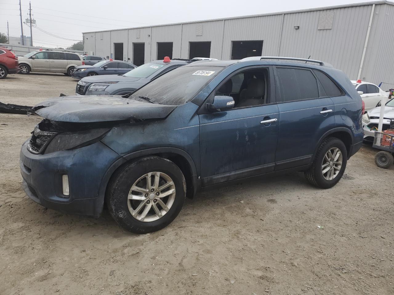 KIA SORENTO LX 2015