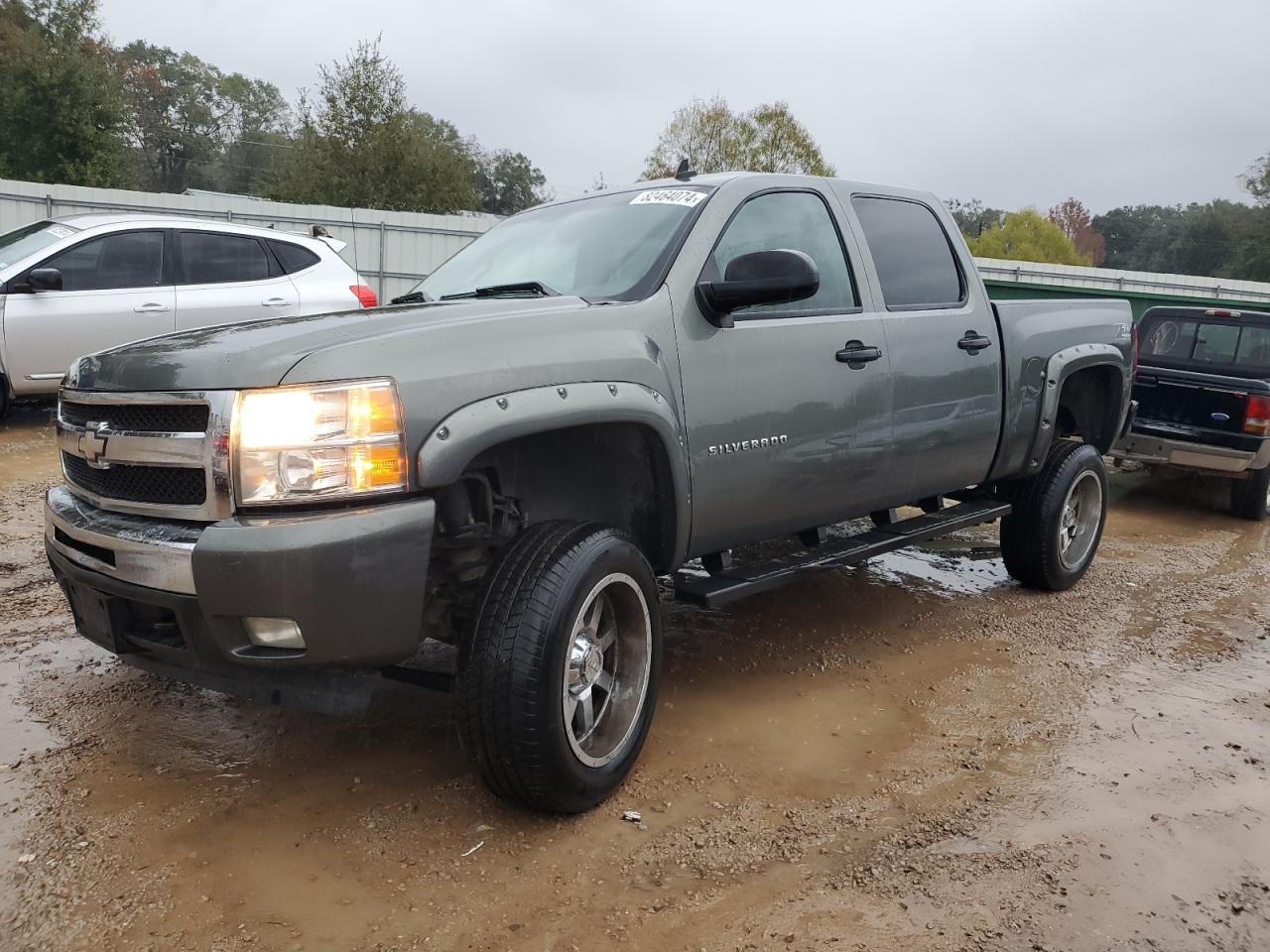 CHEVROLET SILVERADO 2011