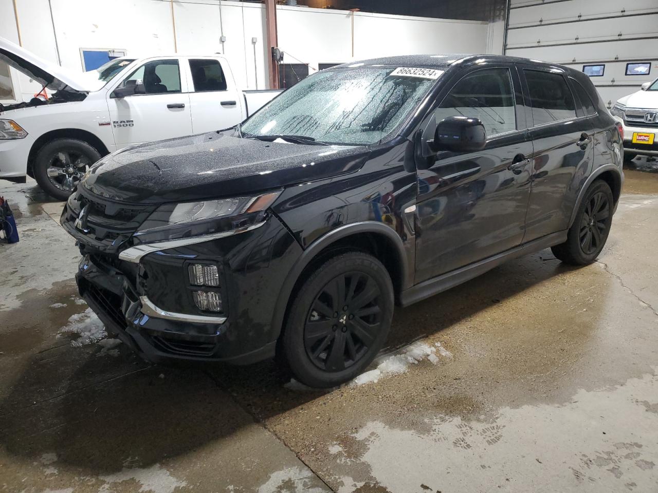 MITSUBISHI OUTLANDER 2023