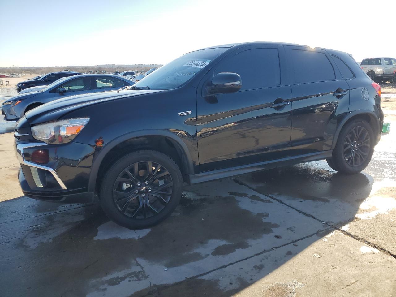 MITSUBISHI OUTLANDER 2019