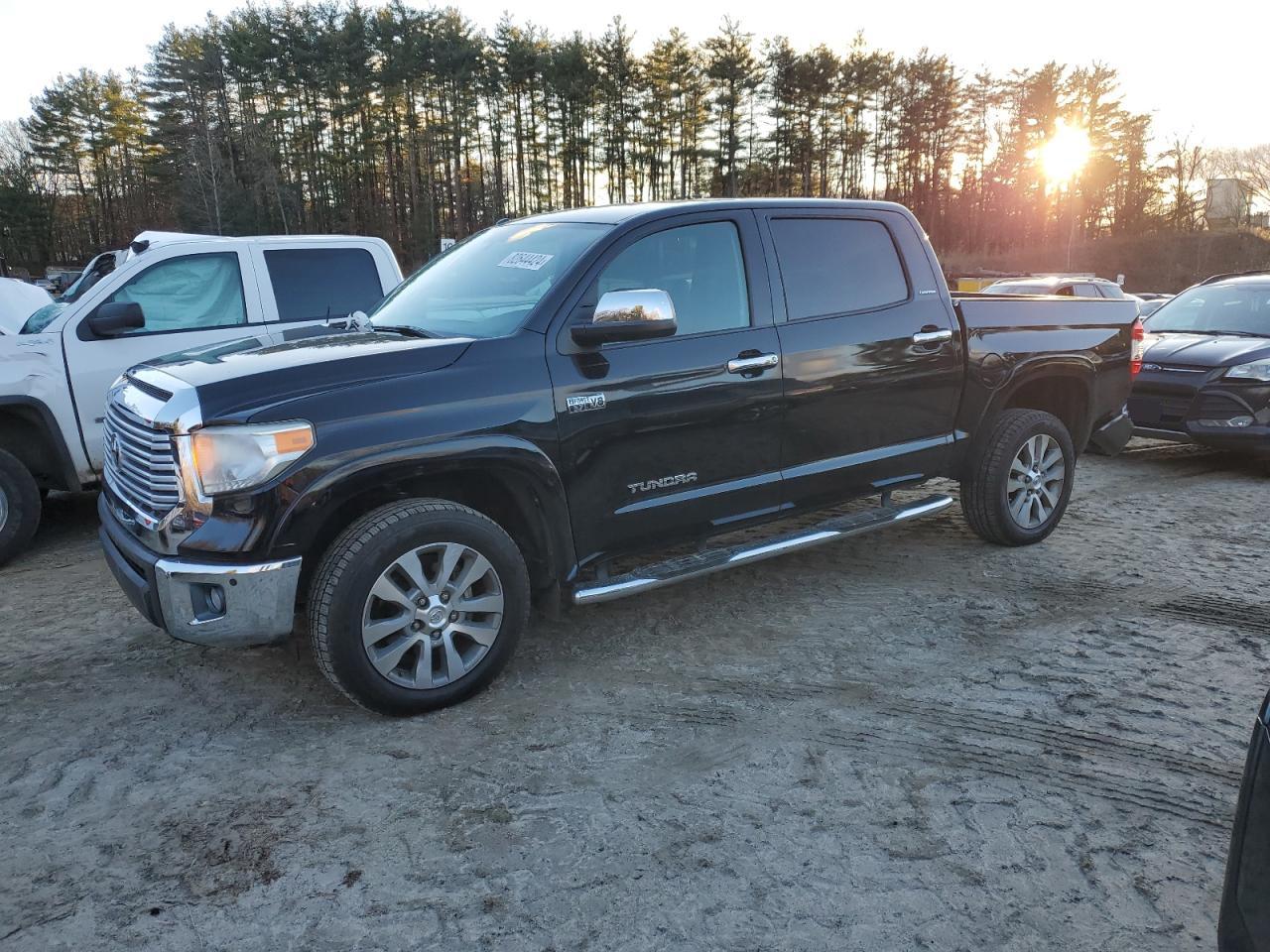 TOYOTA TUNDRA CRE 2017