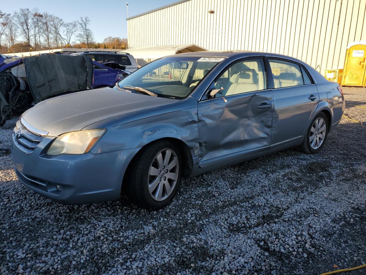TOYOTA AVALON XL 2005