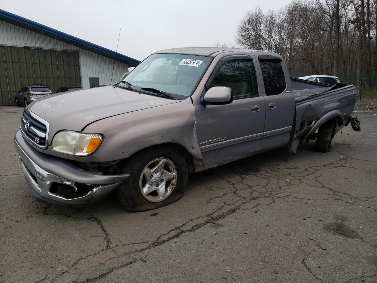 TOYOTA TUNDRA ACC 2002