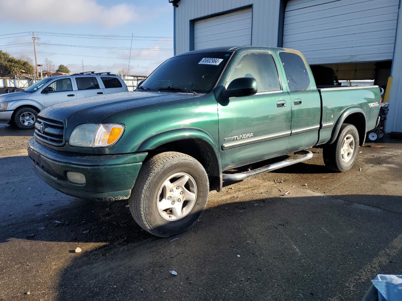 TOYOTA TUNDRA ACC 2002