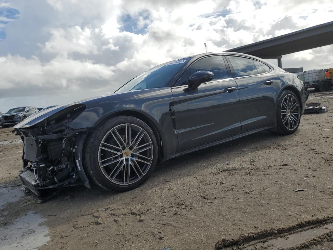 PORSCHE PANAMERA B 2019
