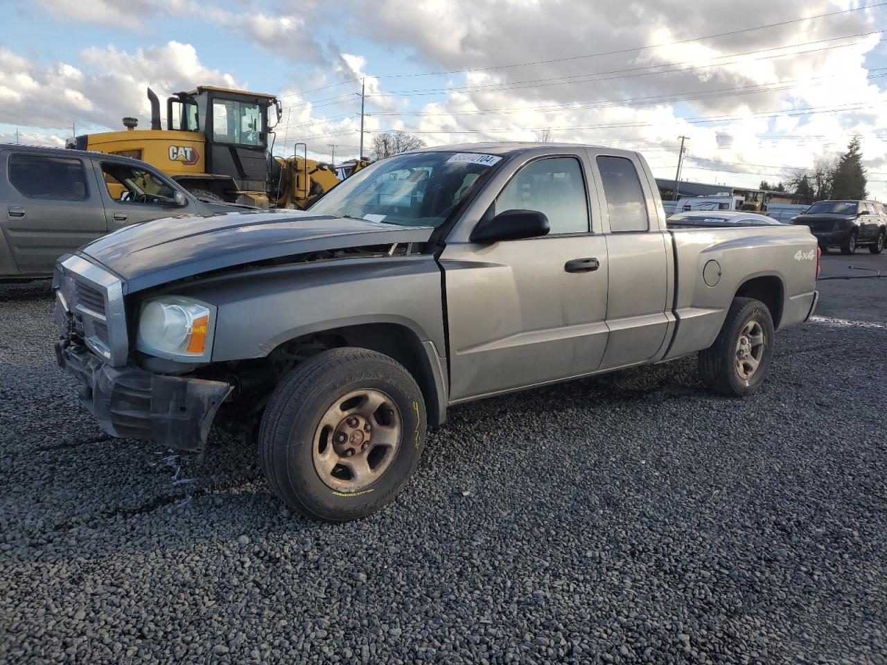 DODGE DAKOTA ST 2005