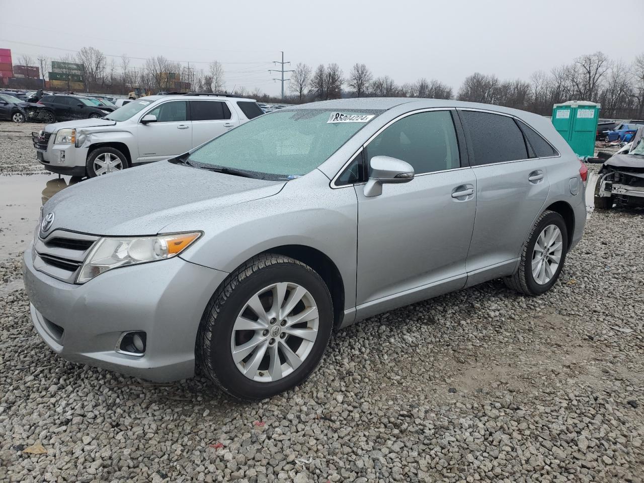 TOYOTA VENZA LE 2015