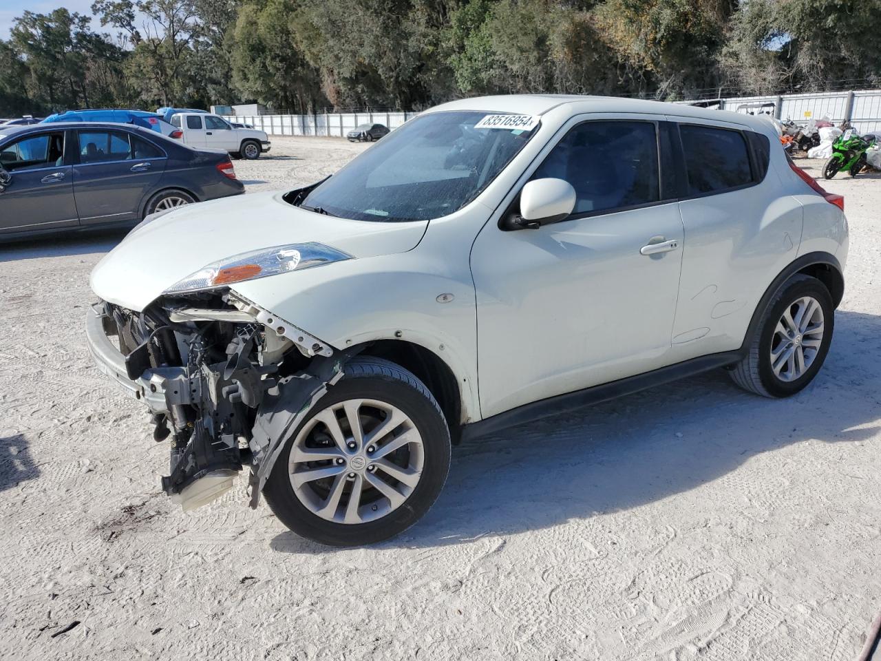 NISSAN JUKE S 2011
