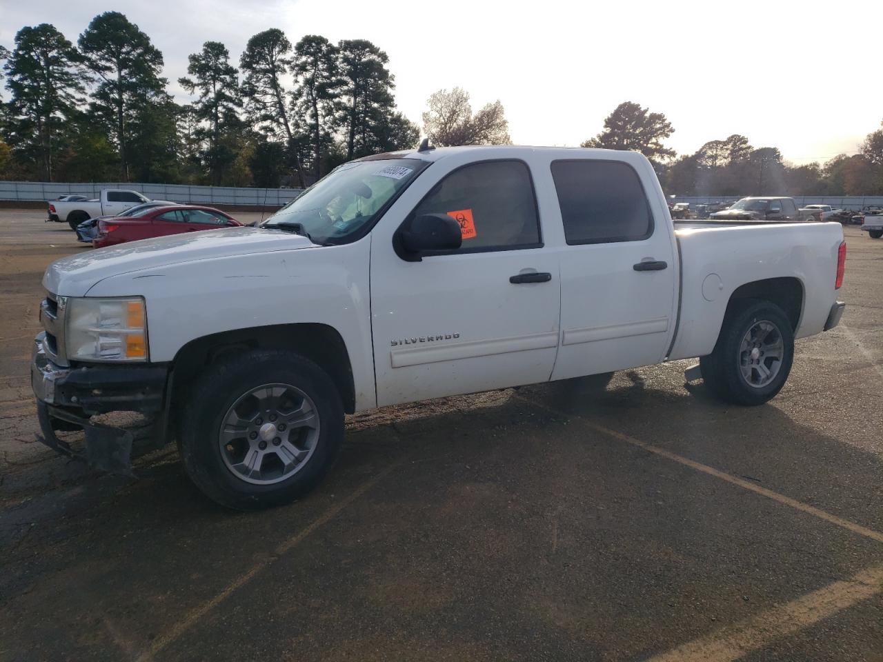 CHEVROLET SILVERADO 2011