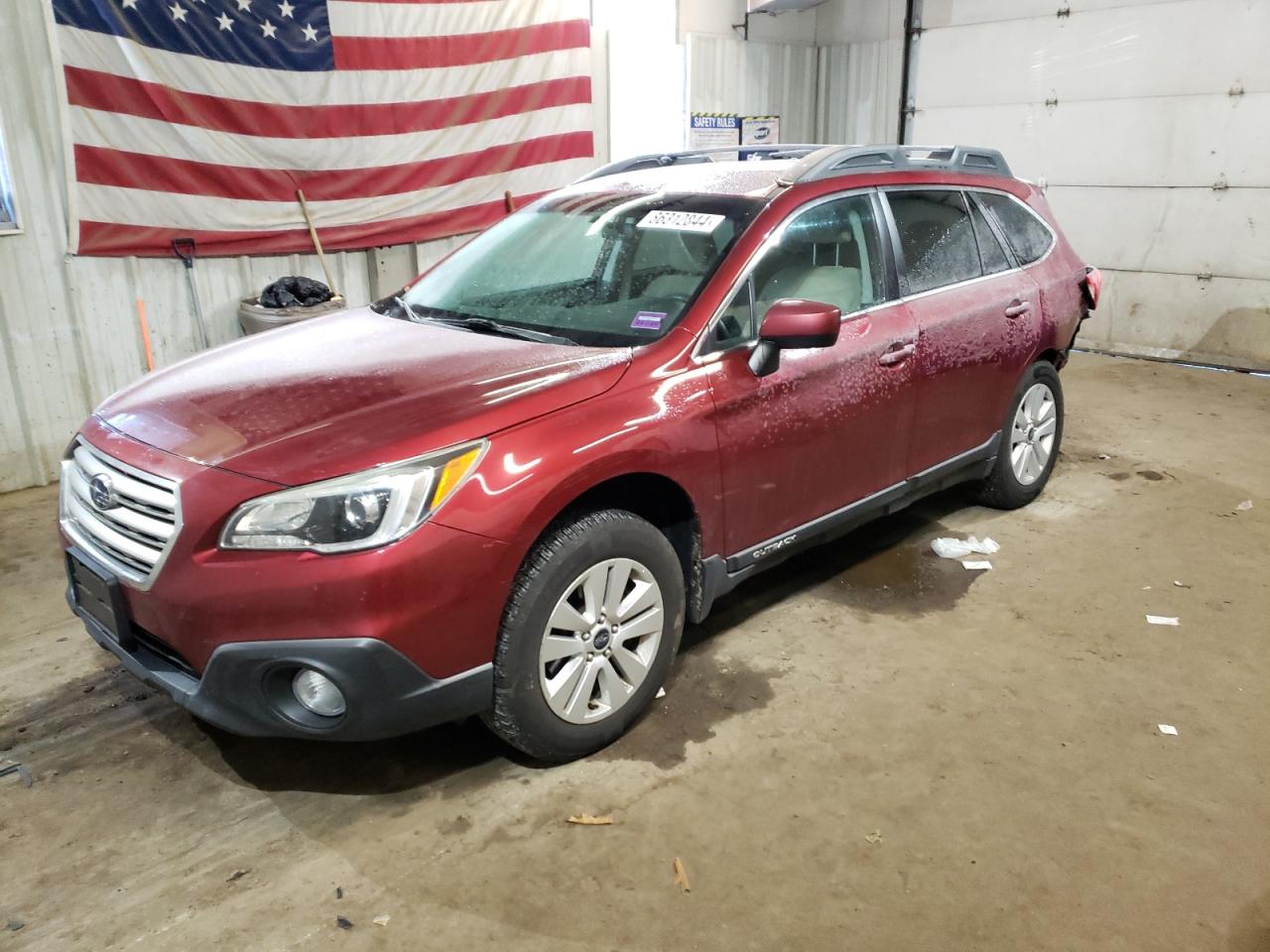 SUBARU OUTBACK 2016