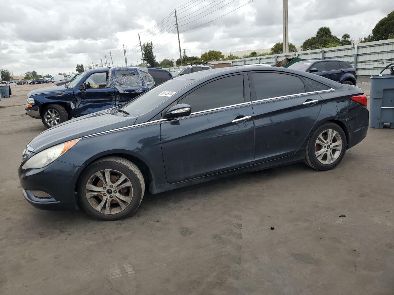 HYUNDAI SONATA SE 2011