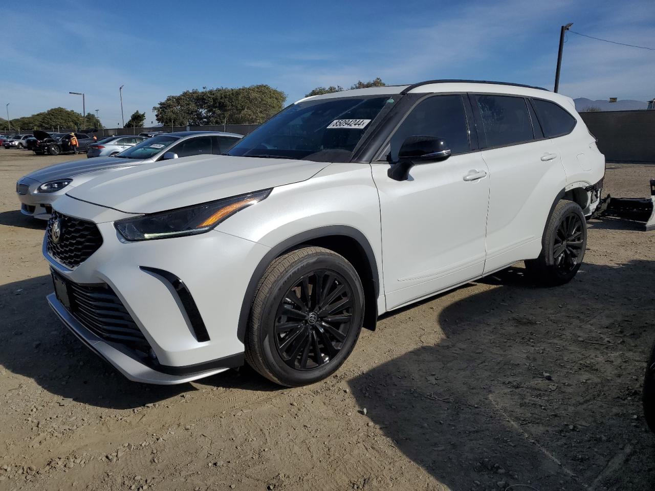 TOYOTA HIGHLANDER 2023