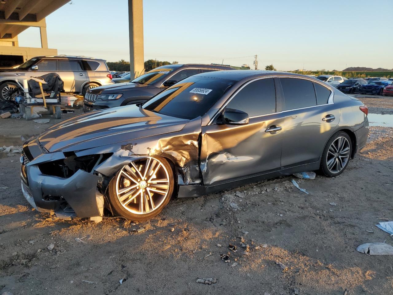 INFINITI Q50 BASE 2015