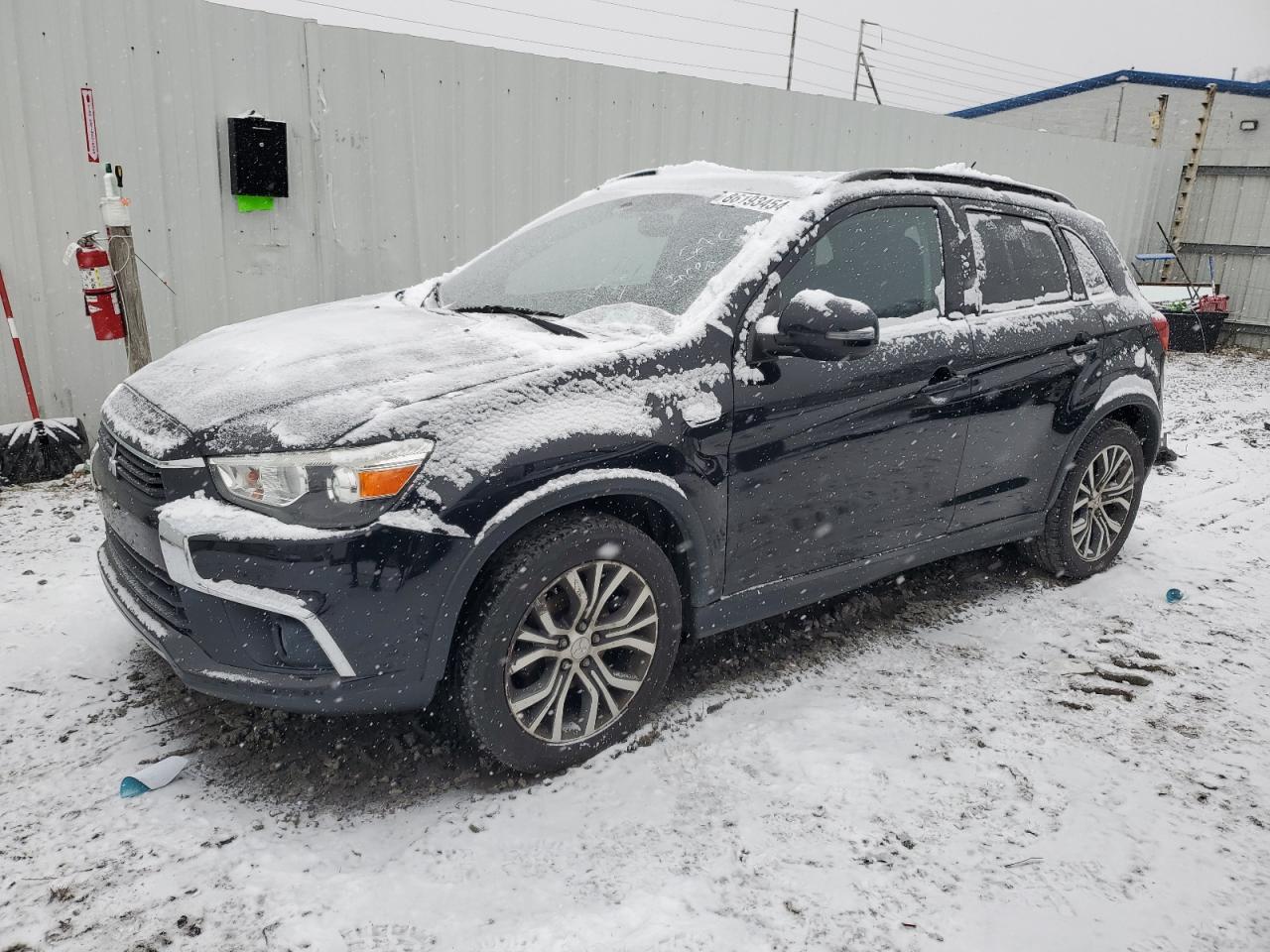 MITSUBISHI OUTLANDER 2016