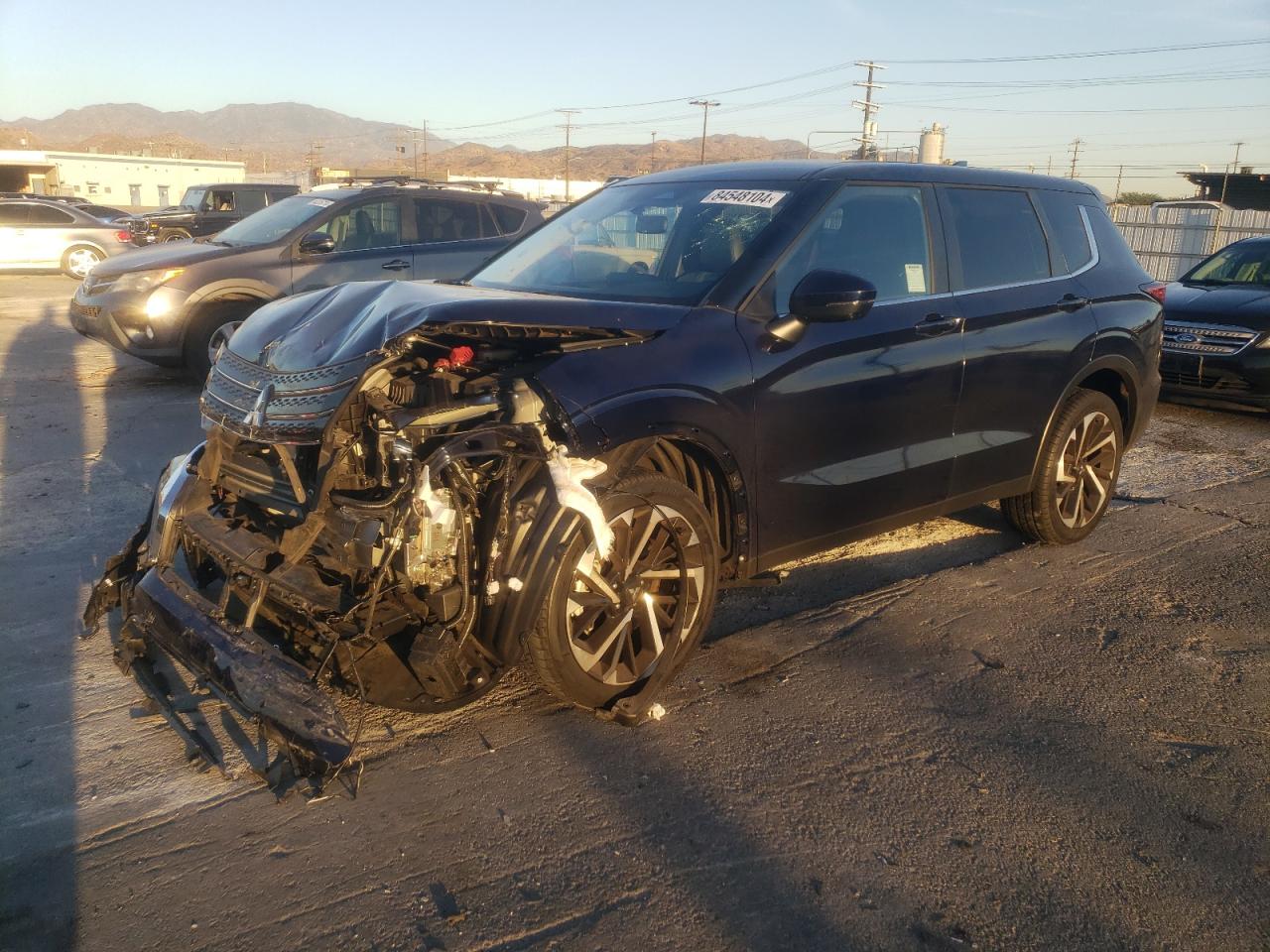 MITSUBISHI OUTLANDER 2024