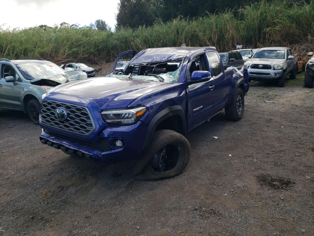 TOYOTA TACOMA ACC 2022