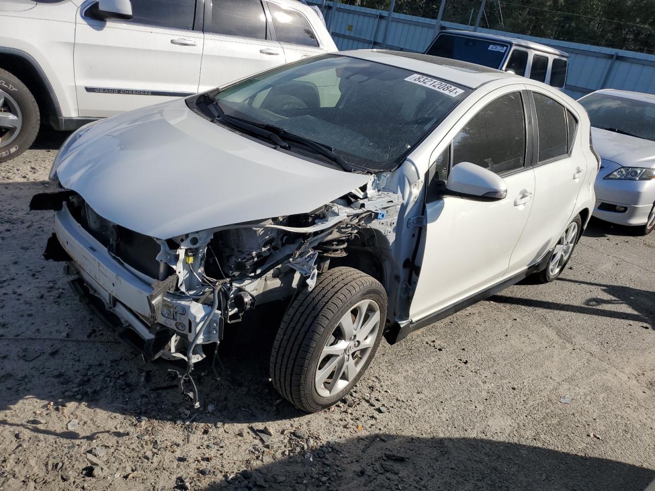 TOYOTA PRIUS C 2017