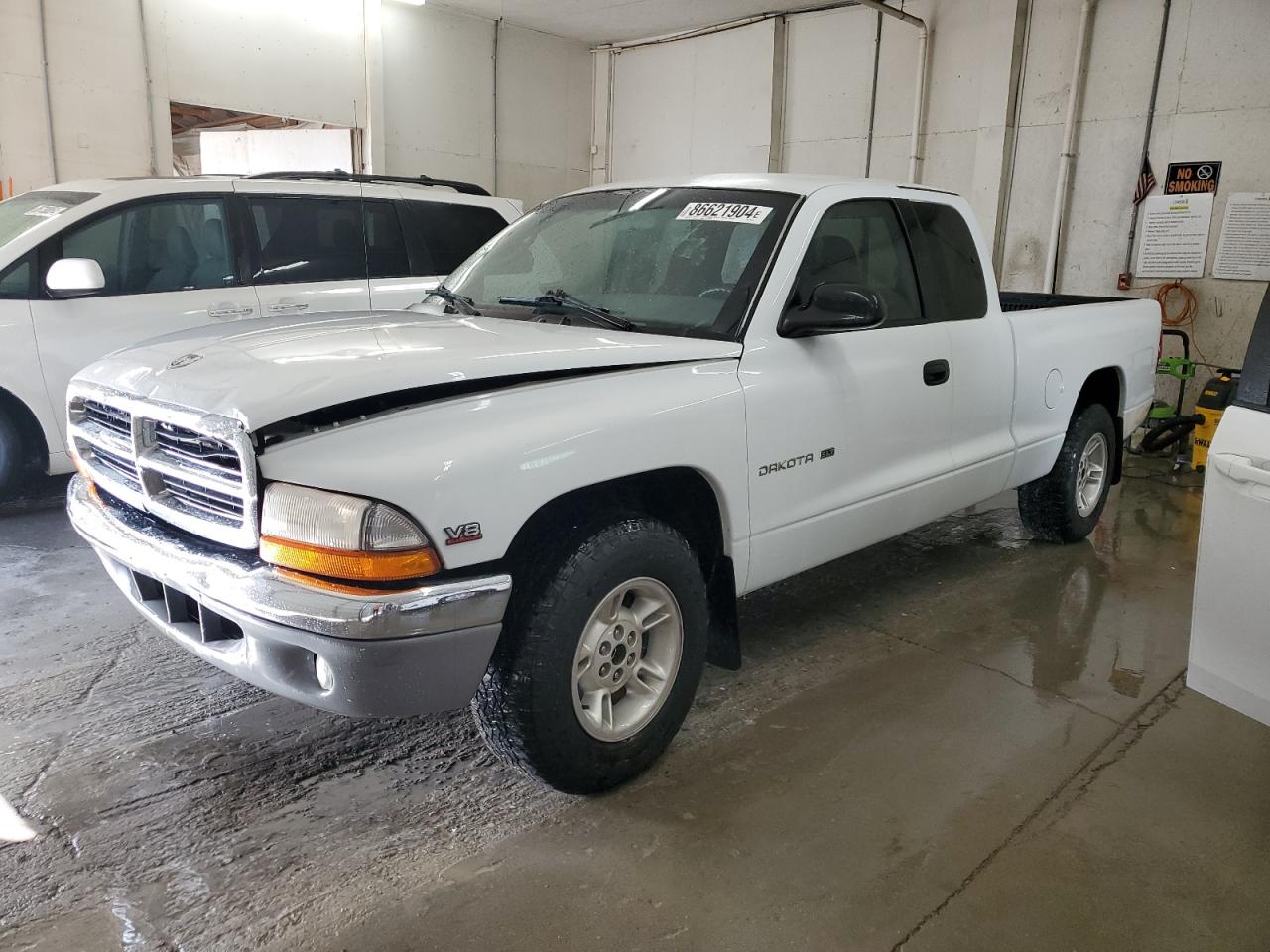 DODGE DAKOTA 2000