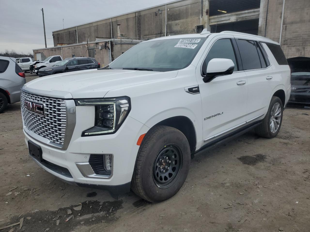 GMC YUKON DENA 2023