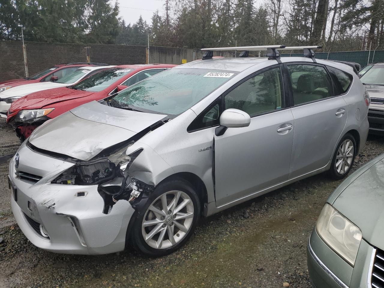 TOYOTA PRIUS V 2013