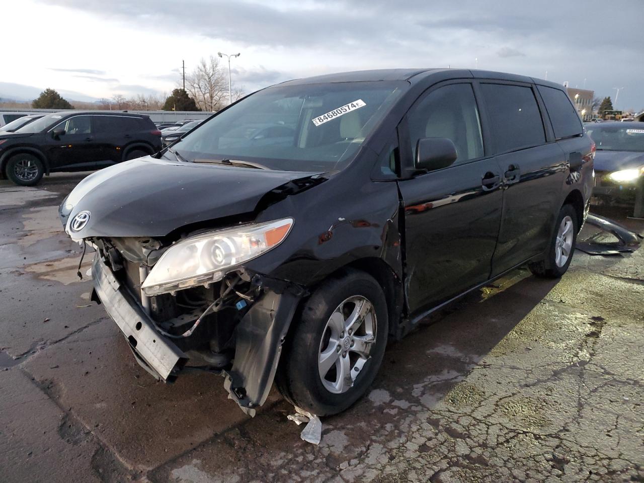 TOYOTA SIENNA 2014