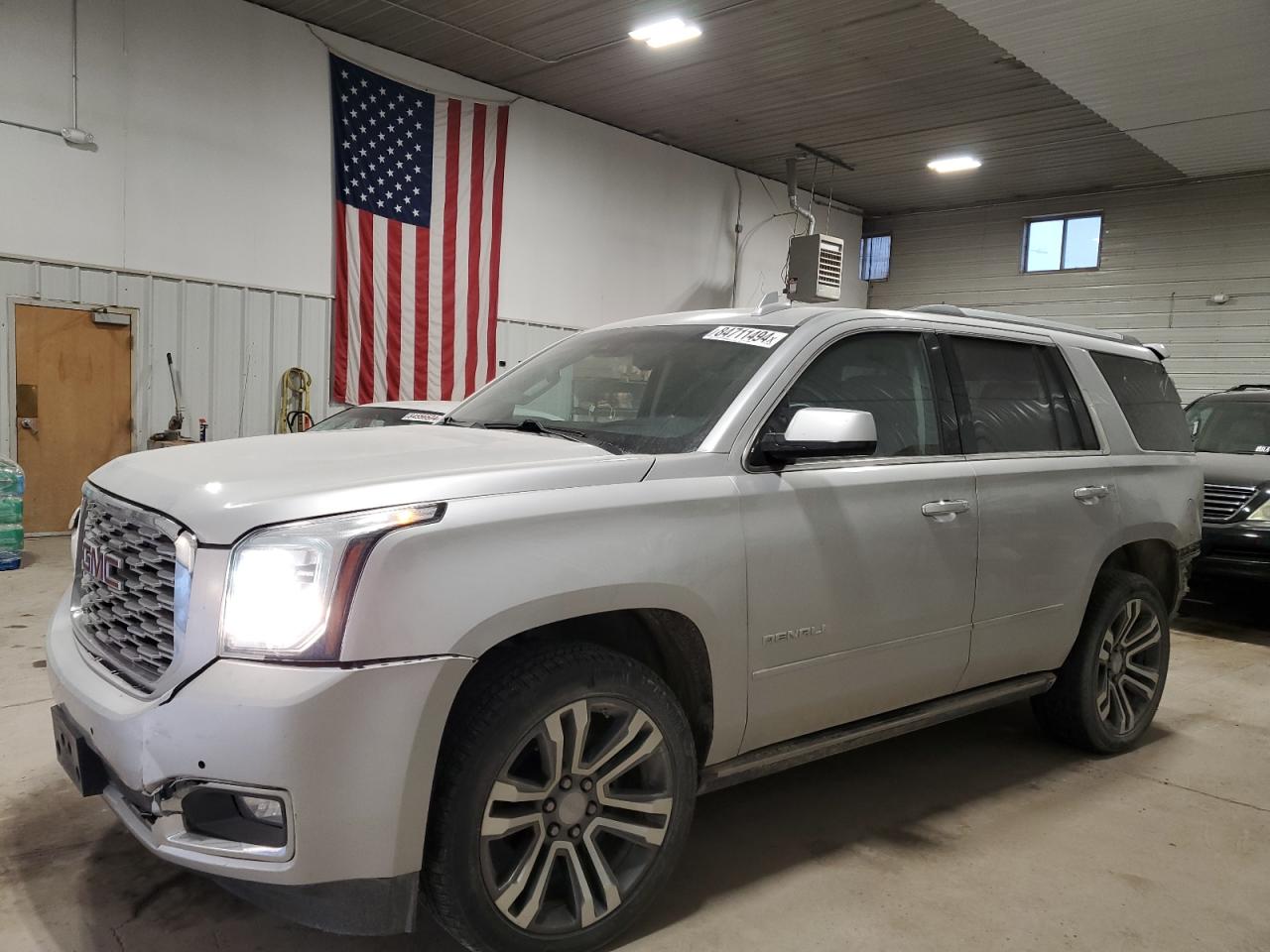 GMC YUKON 2018