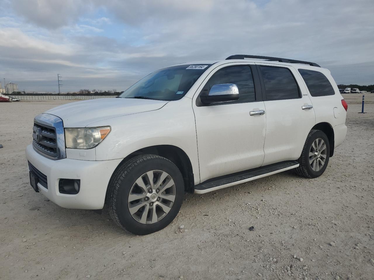TOYOTA SEQUOIA LI 2016
