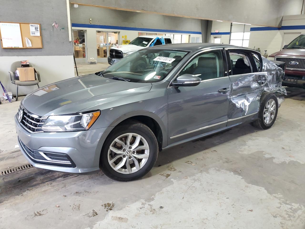 VOLKSWAGEN PASSAT S 2016