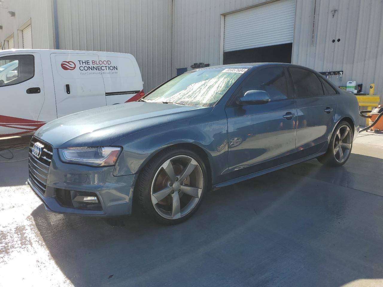 AUDI A4 PREMIUM 2016