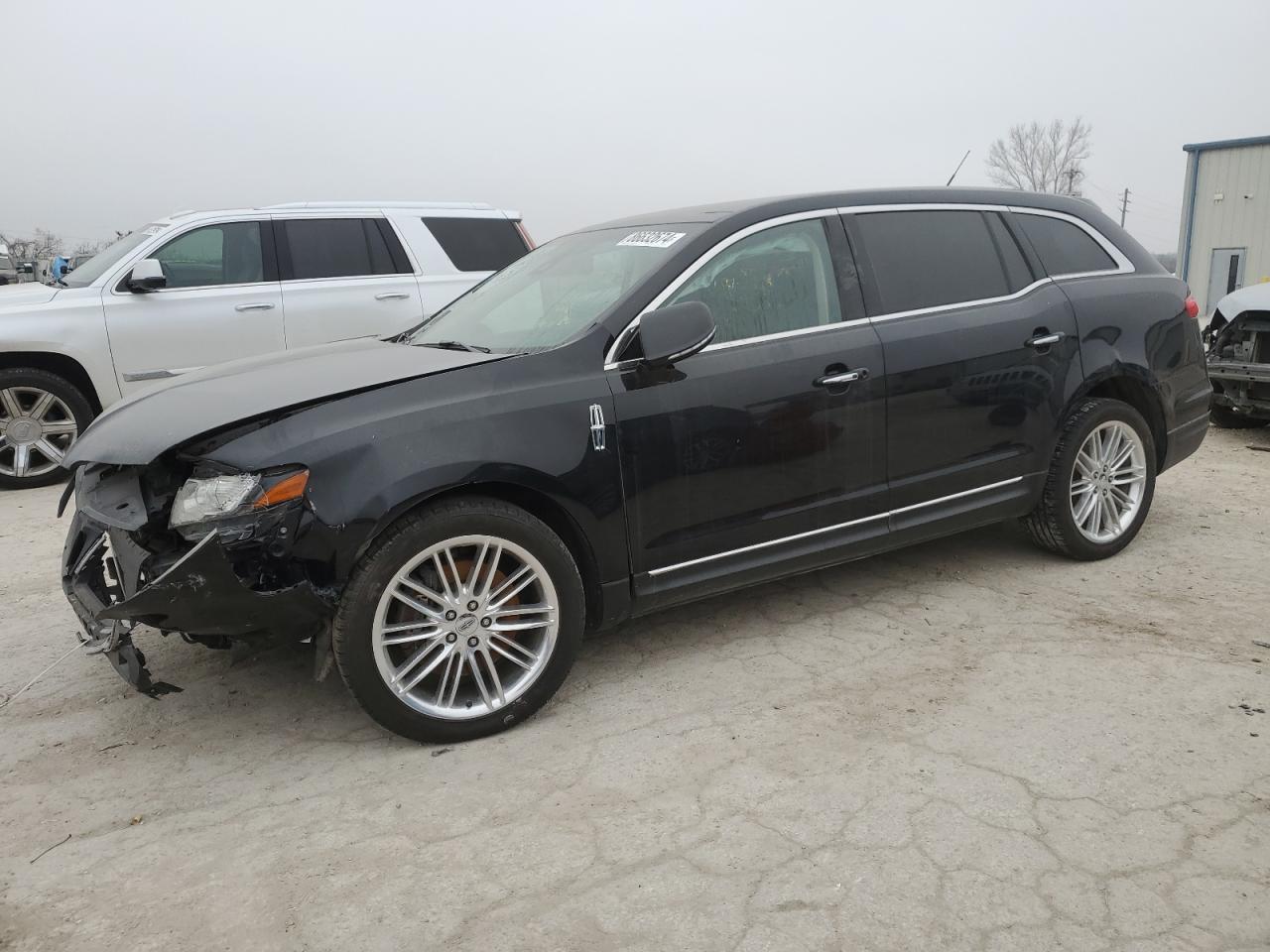 LINCOLN MKT 2019
