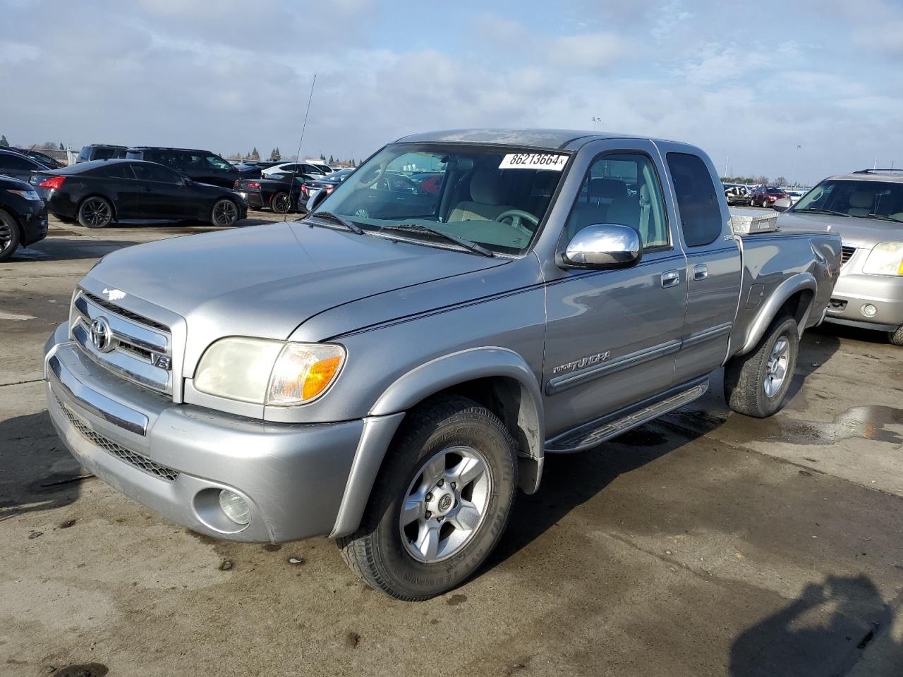 TOYOTA TUNDRA ACC 2005