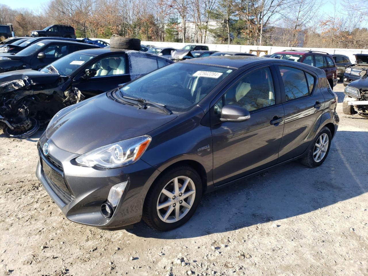 TOYOTA PRIUS C 2015