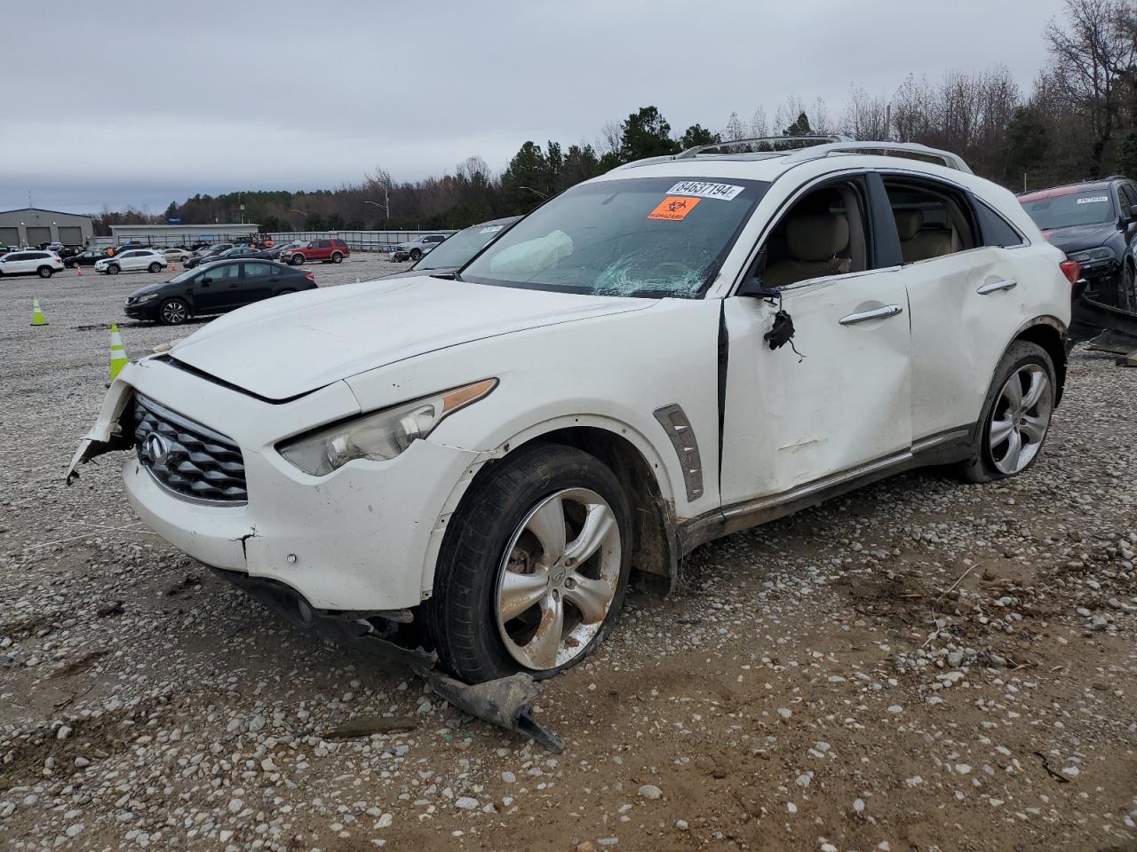 INFINITI FX35 2011