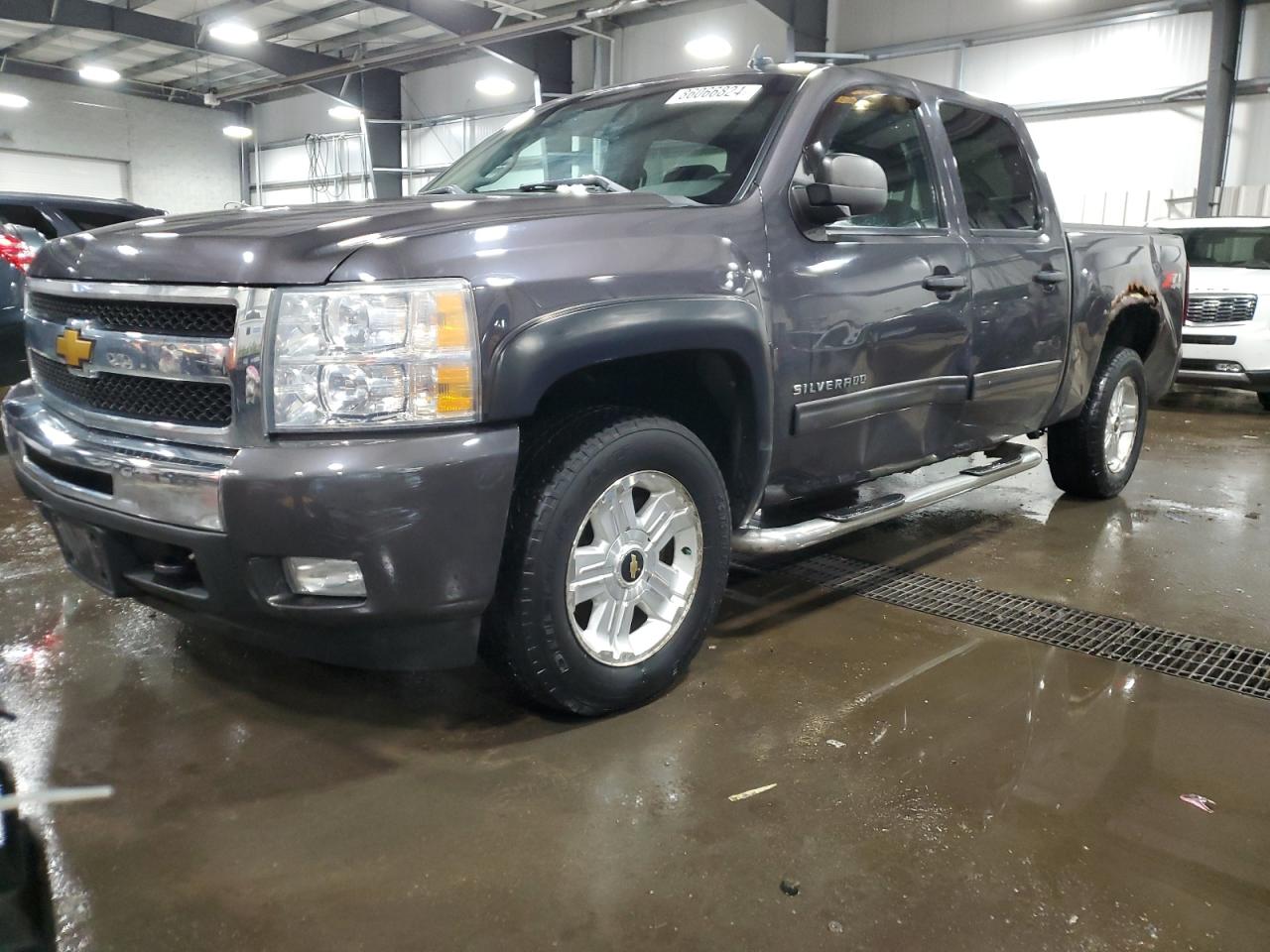 CHEVROLET SILVERADO 2011