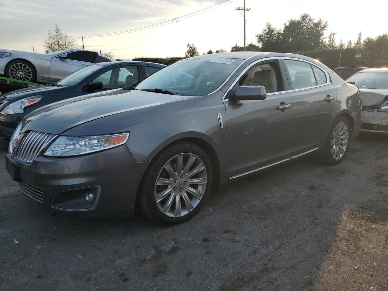 LINCOLN MKS 2011