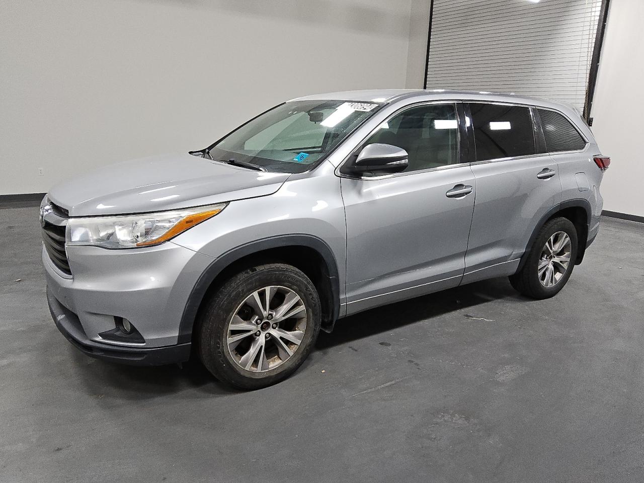 TOYOTA HIGHLANDER 2016