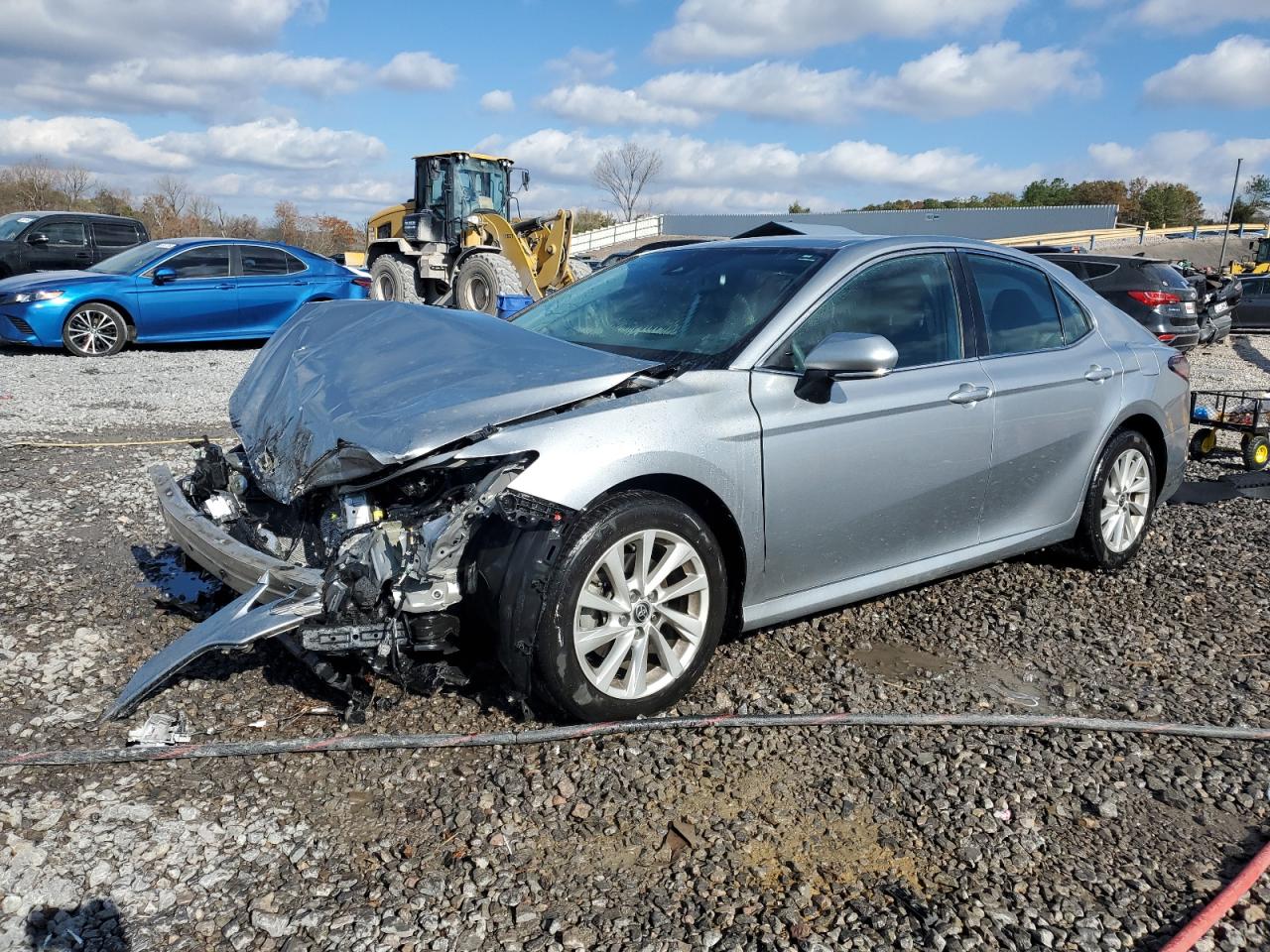 TOYOTA CAMRY LE 2022