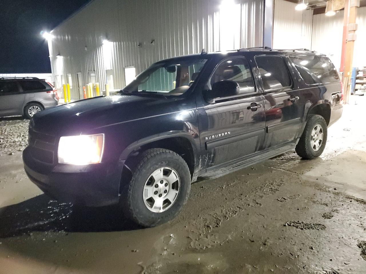 CHEVROLET SUBURBAN K 2014