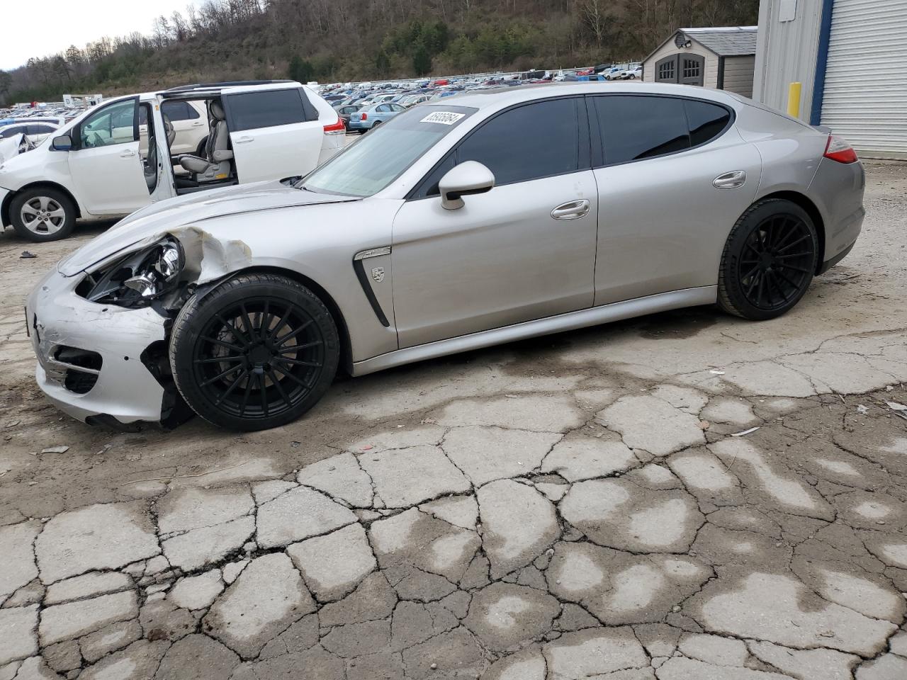 PORSCHE PANAMERA S 2011