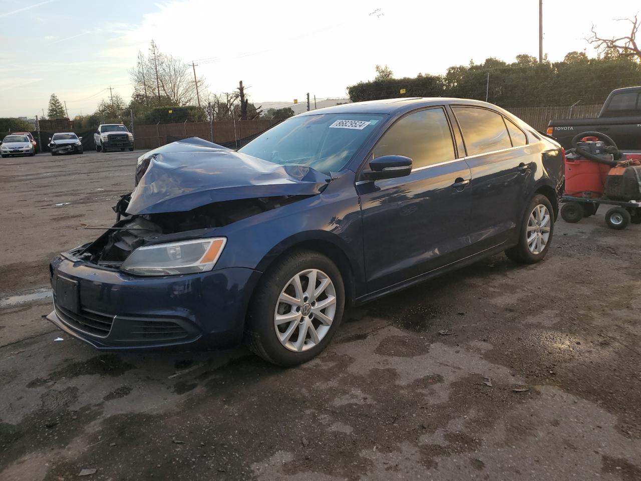 VOLKSWAGEN JETTA SE 2013