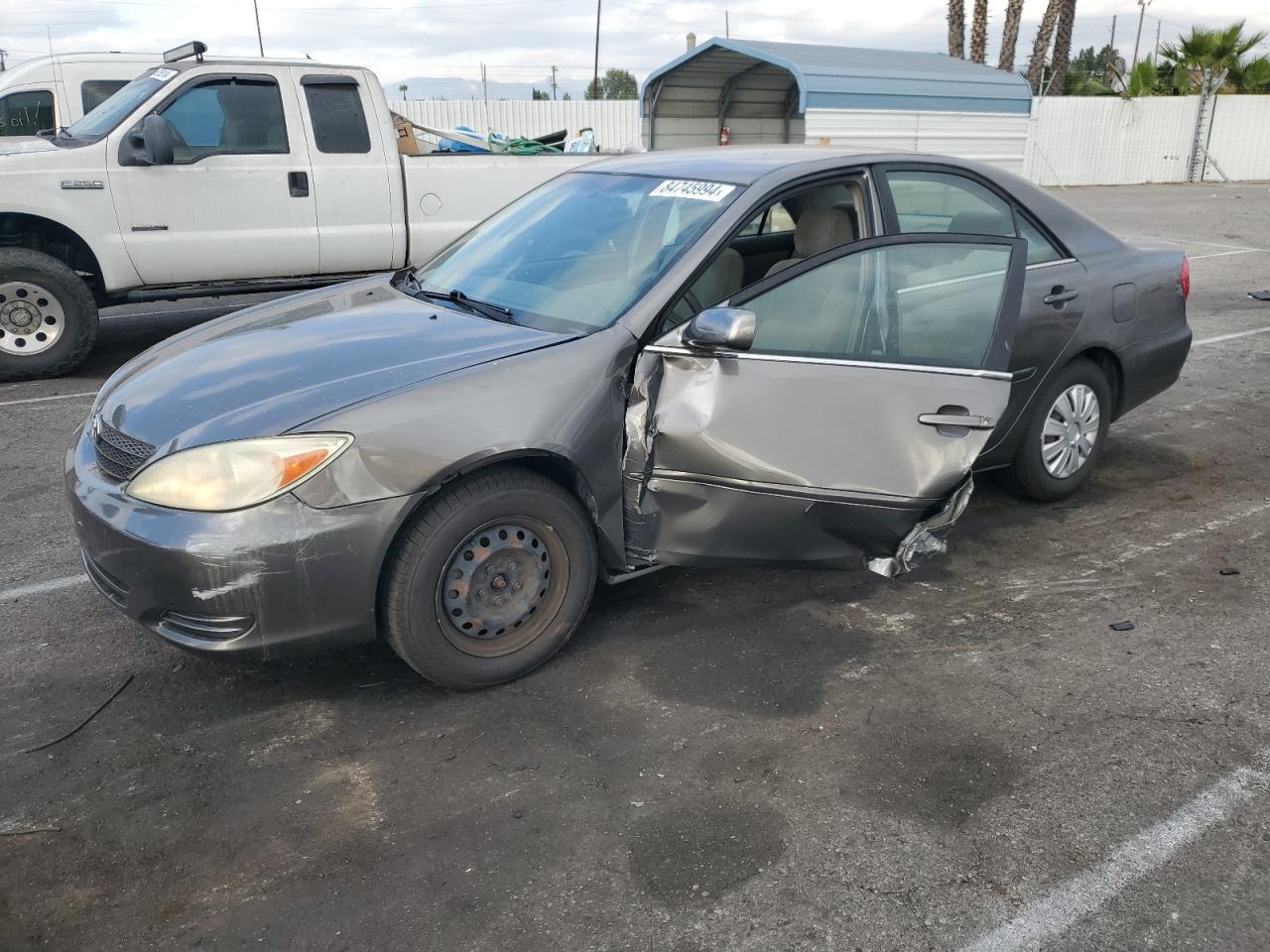 TOYOTA CAMRY LE 2002
