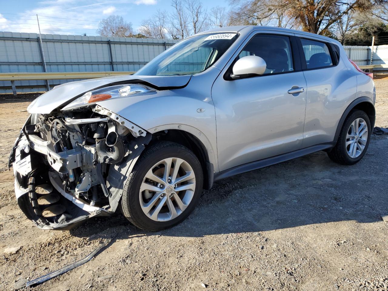 NISSAN JUKE S 2013