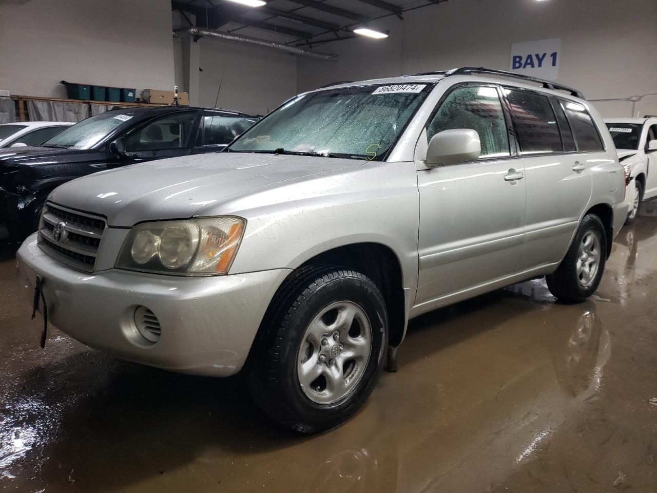 TOYOTA HIGHLANDER 2002