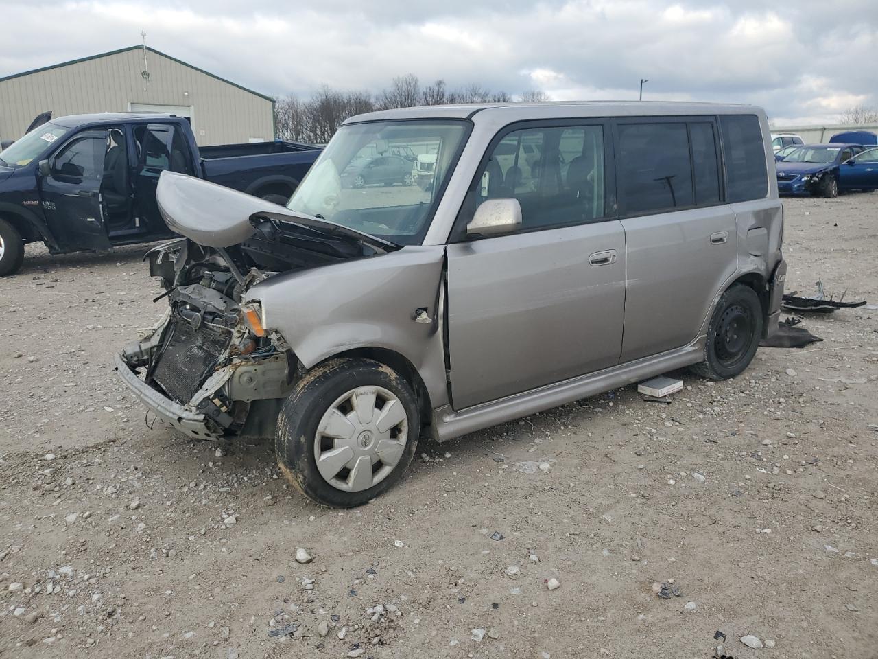 TOYOTA SCION XB 2006