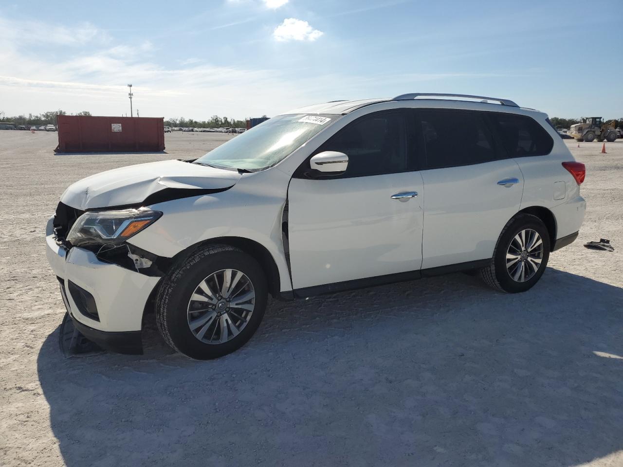 NISSAN PATHFINDER 2019