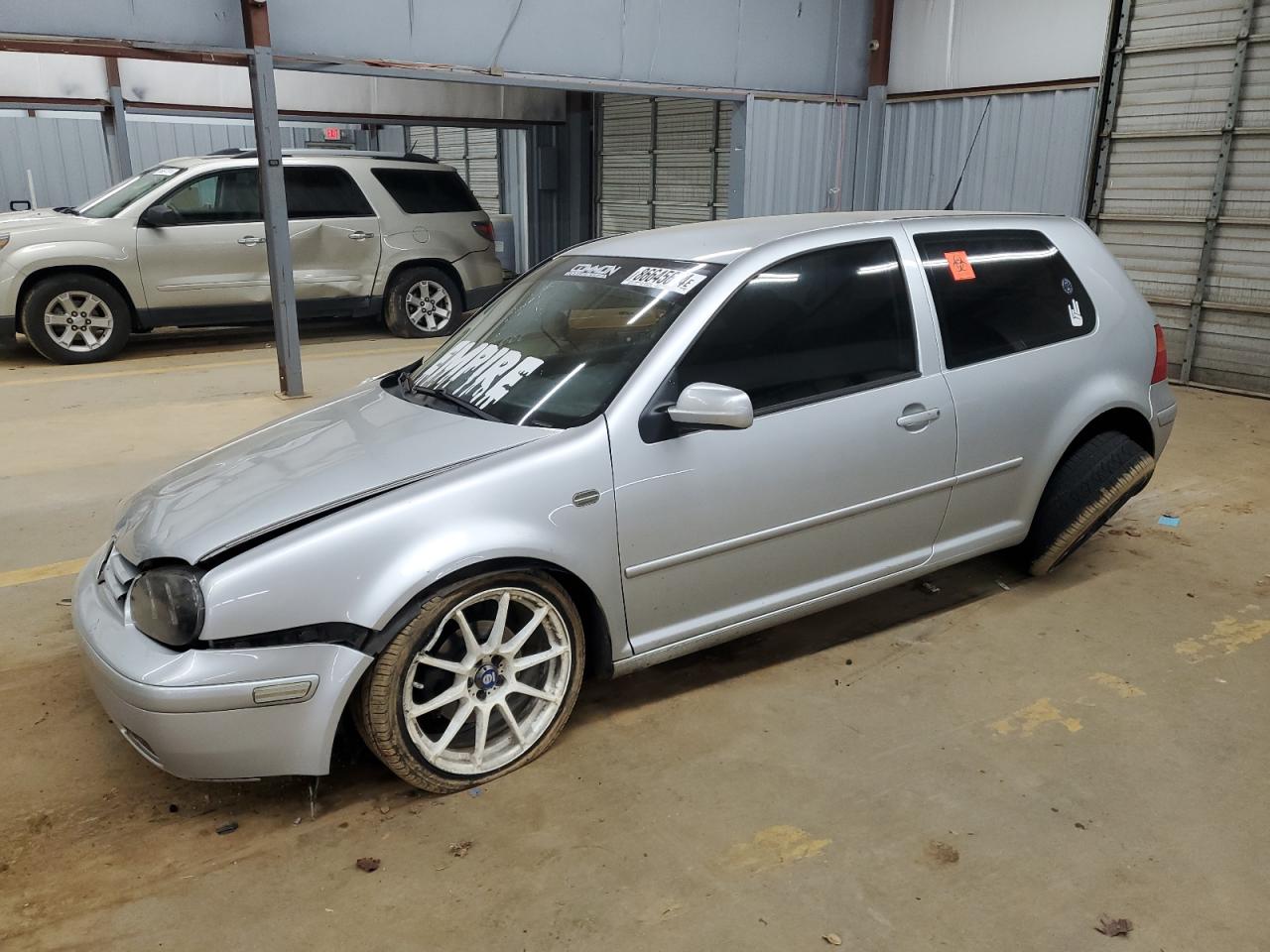 VOLKSWAGEN GOLF GL 2004