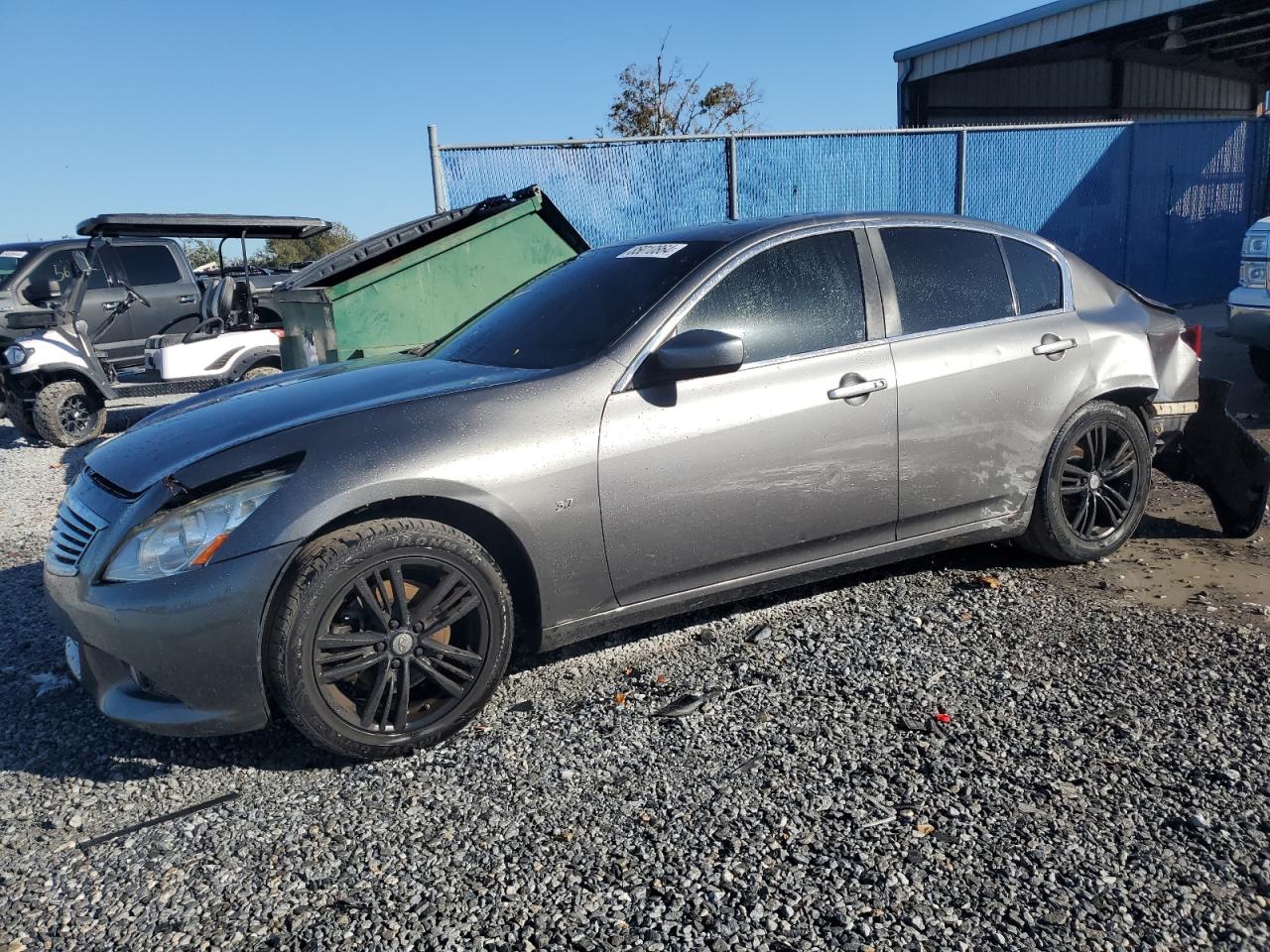 INFINITI Q40 2015
