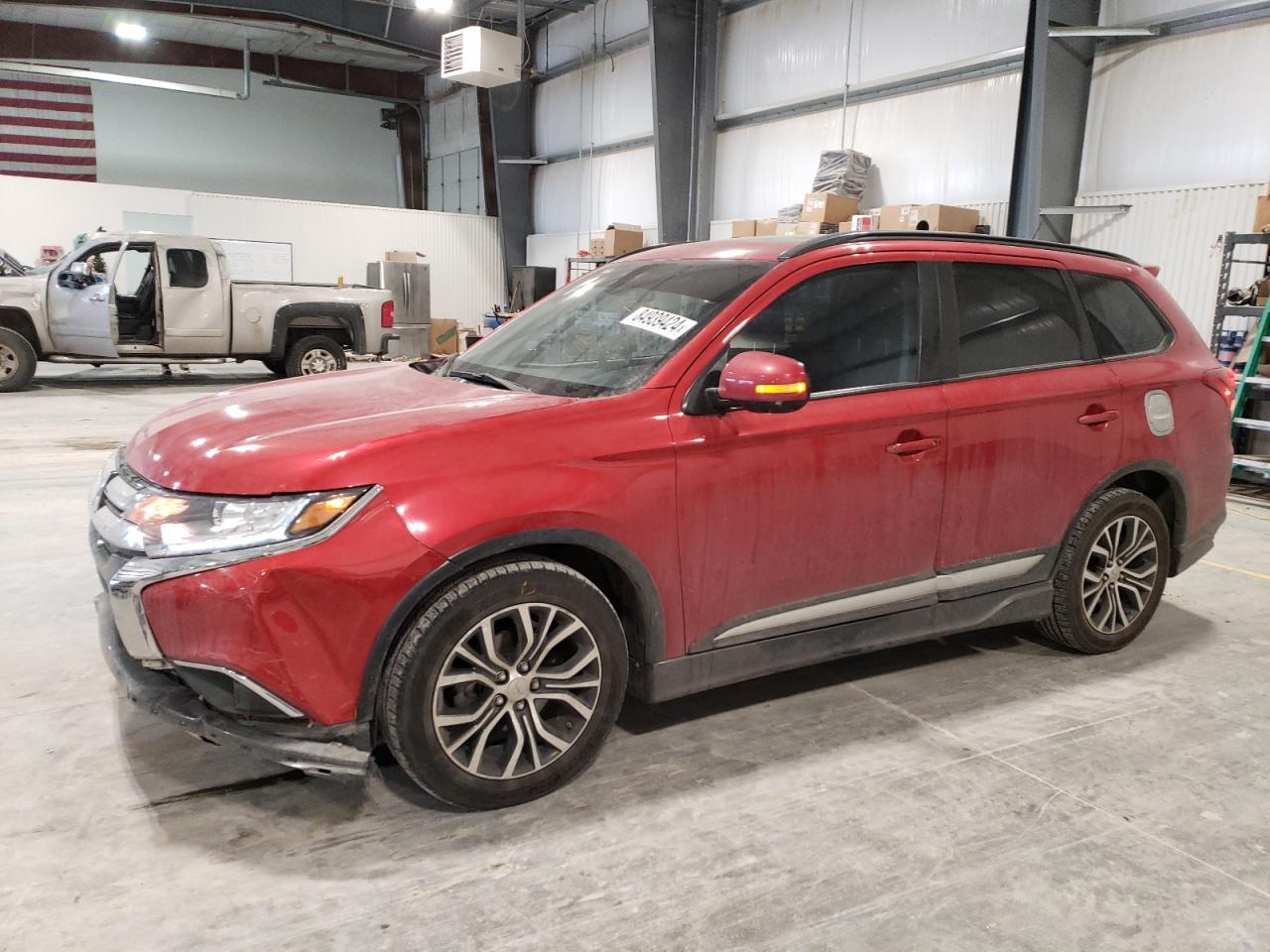 MITSUBISHI OUTLANDER 2016
