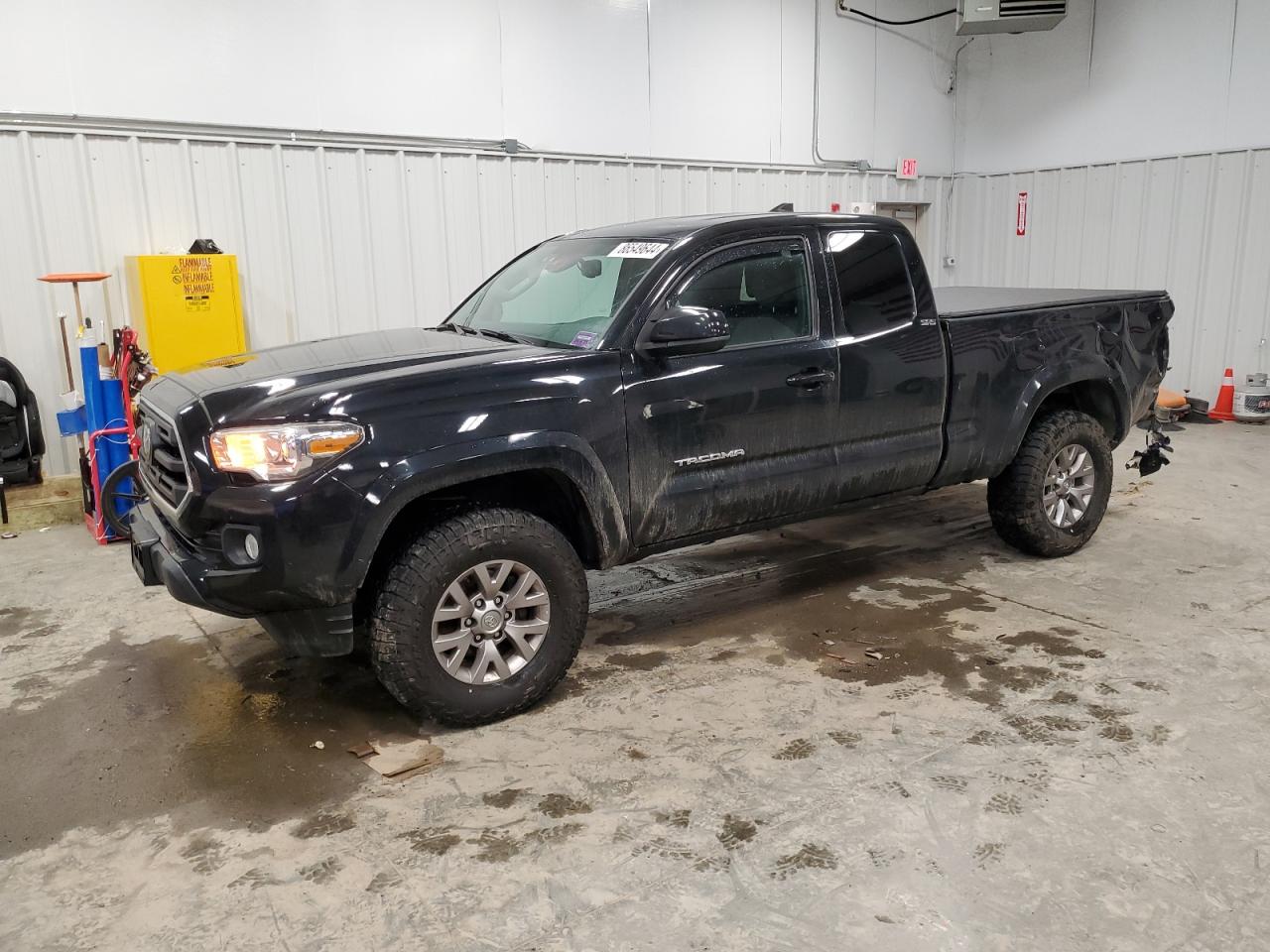 TOYOTA TACOMA ACC 2018